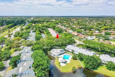 6245 Old Court Road Boca Raton FL 33433