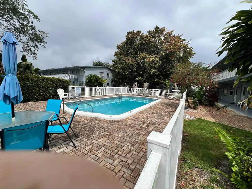751 Pine Drive Pompano Beach FL 33060