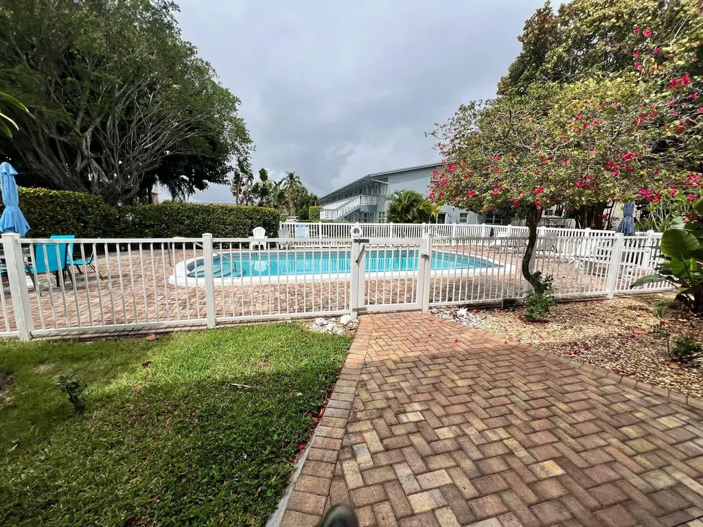 751 Pine Drive Pompano Beach FL 33060