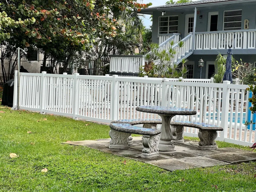 751 Pine Drive Pompano Beach FL 33060