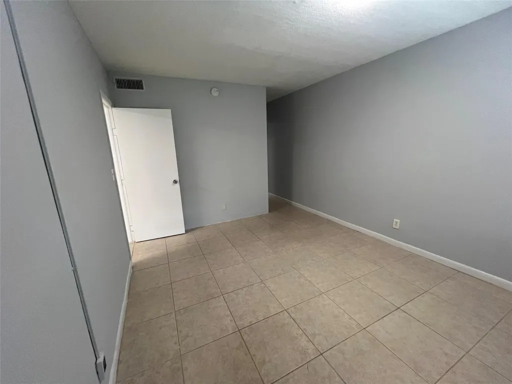 751 Pine Drive Pompano Beach FL 33060