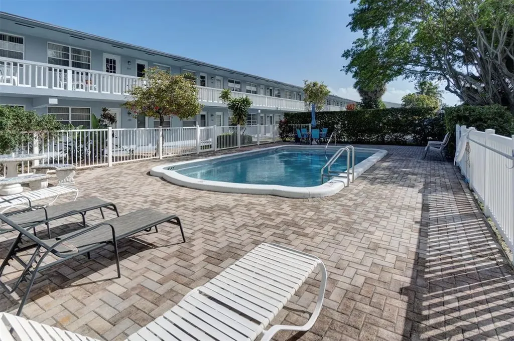 751 Pine Drive Pompano Beach FL 33060