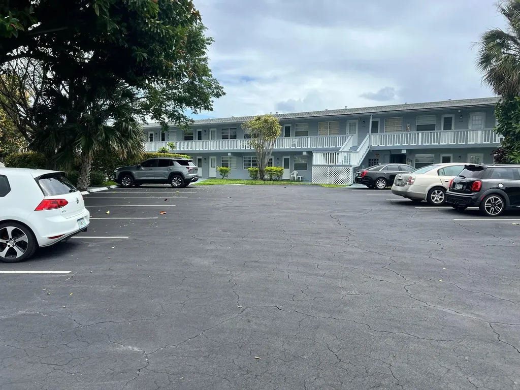 751 Pine Drive Pompano Beach FL 33060