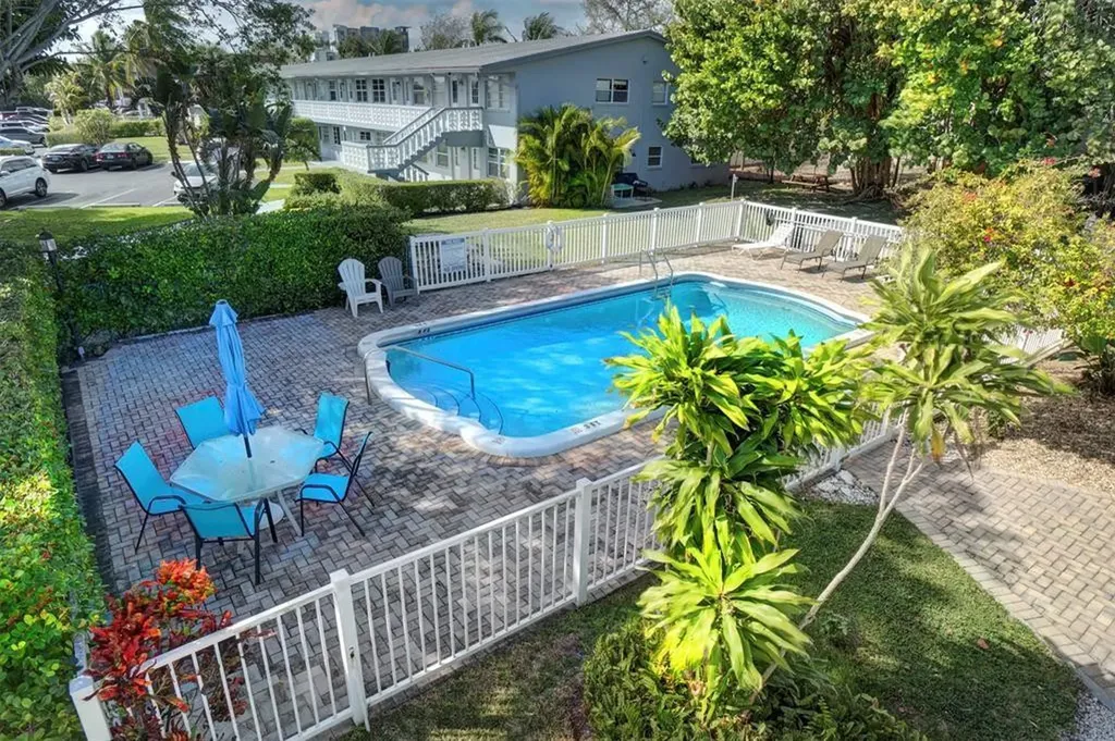 751 Pine Drive Pompano Beach FL 33060