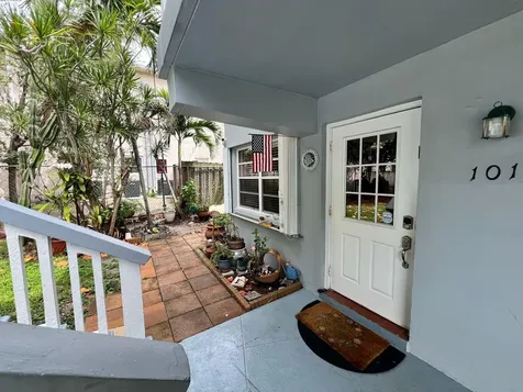 751 Pine Drive Pompano Beach FL 33060