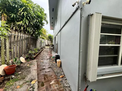 751 Pine Drive Pompano Beach FL 33060