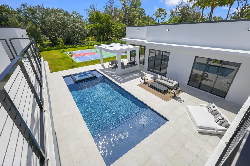 6676 NW 66th Way Parkland FL 33067
