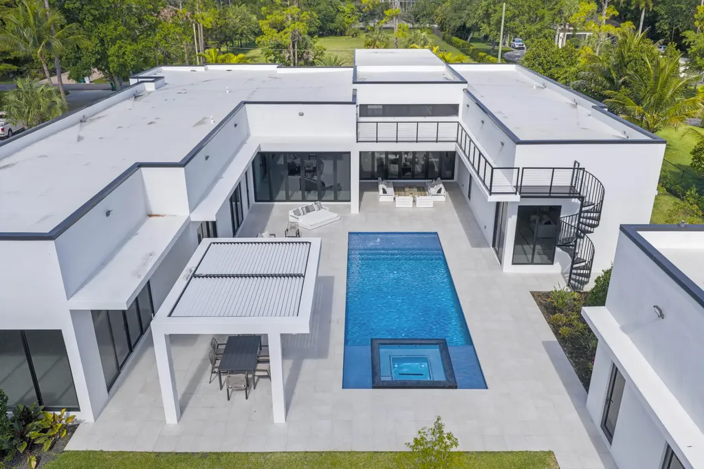 6676 NW 66th Way Parkland FL 33067