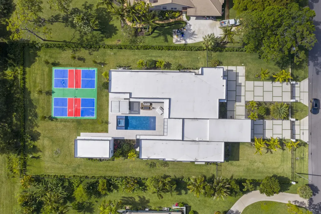 6676 NW 66th Way Parkland FL 33067