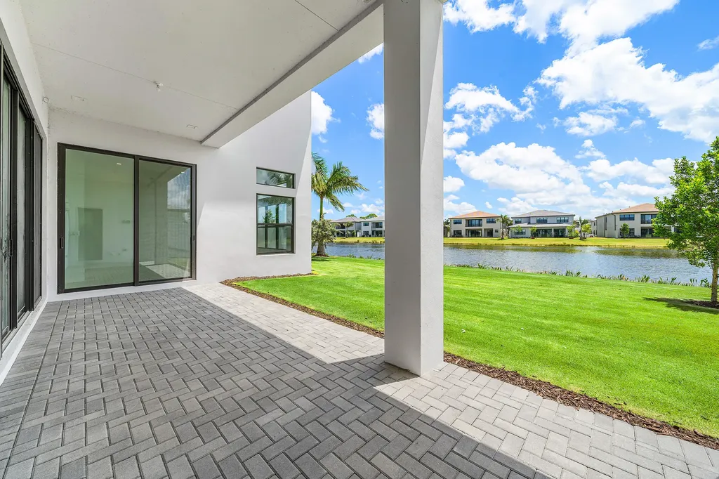 9516 Riverside Park Drive Boca Raton FL 33434