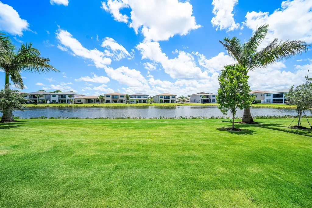 9516 Riverside Park Drive Boca Raton FL 33434