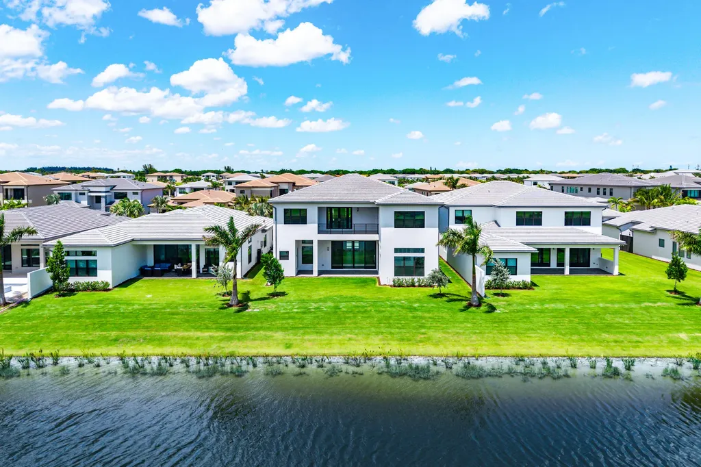 9516 Riverside Park Drive Boca Raton FL 33434