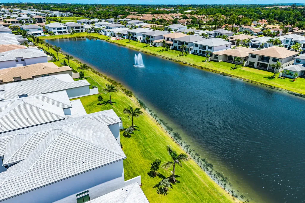9516 Riverside Park Drive Boca Raton FL 33434