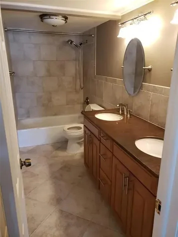 4222 Inverrary Boulevard Lauderhill FL 33319
