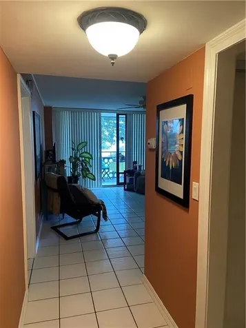 4222 Inverrary Boulevard Lauderhill FL 33319