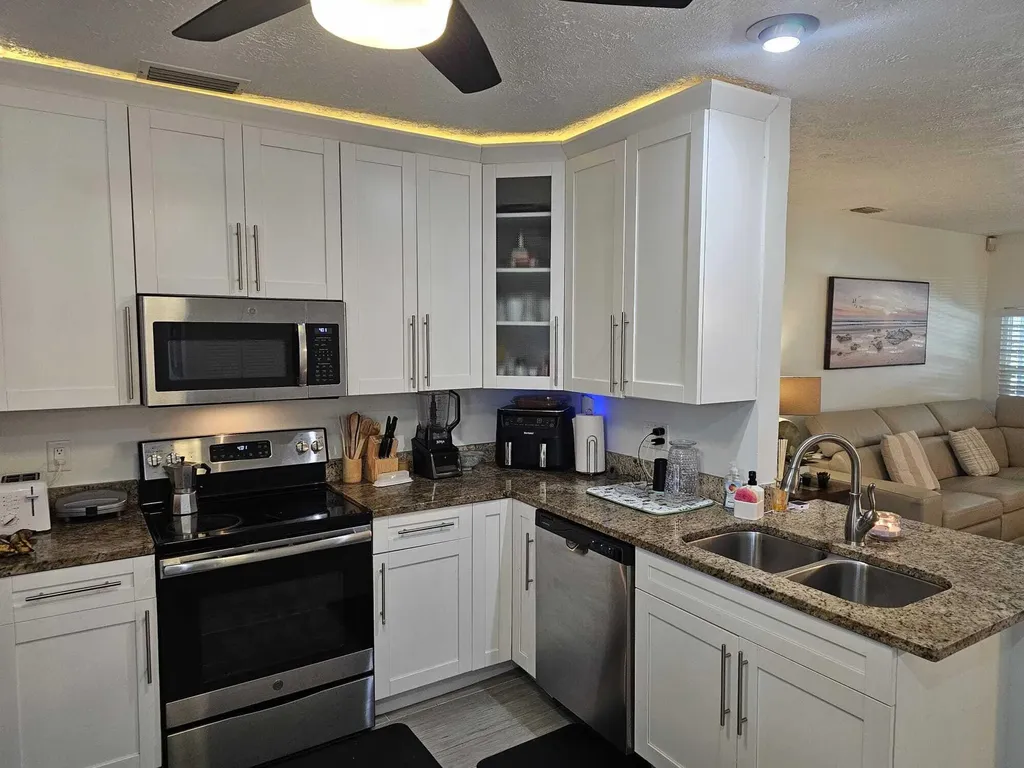 109 Gibraltar Street Royal Palm Beach FL 33411