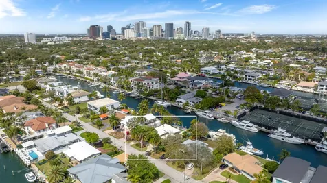 1601 SE 12th Court Fort Lauderdale FL 33316