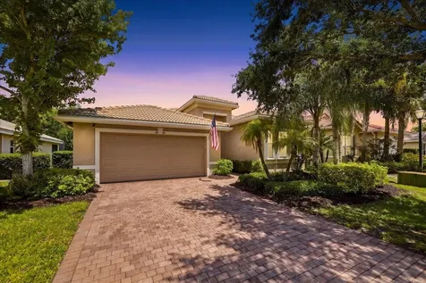 1963 Grey Falcon Circle SW Vero Beach FL 32962