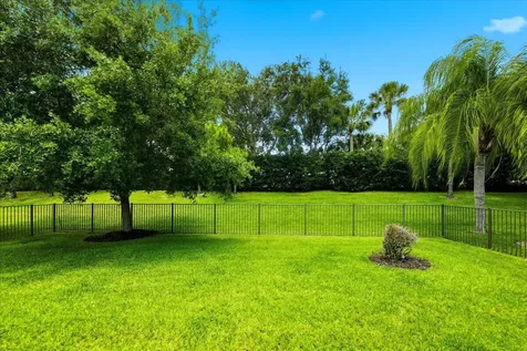 1963 Grey Falcon Circle SW Vero Beach FL 32962