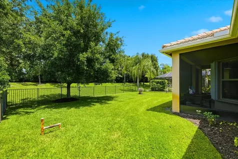 1963 Grey Falcon Circle SW Vero Beach FL 32962