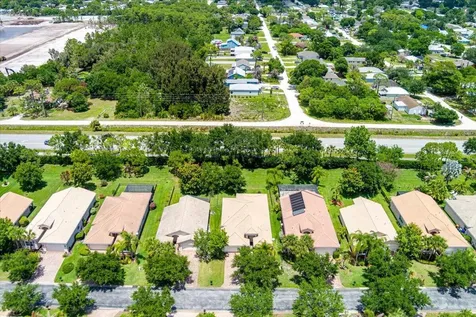 1963 Grey Falcon Circle SW Vero Beach FL 32962