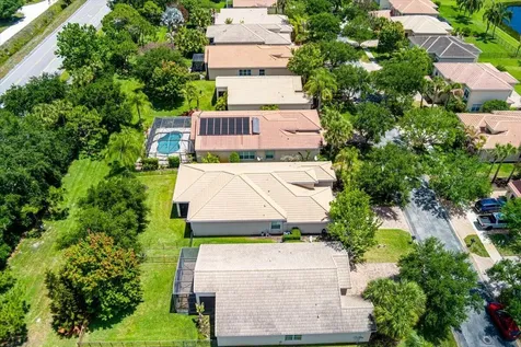 1963 Grey Falcon Circle SW Vero Beach FL 32962