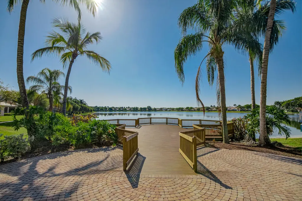 1592 Carriage Brooke Drive Wellington FL 33414