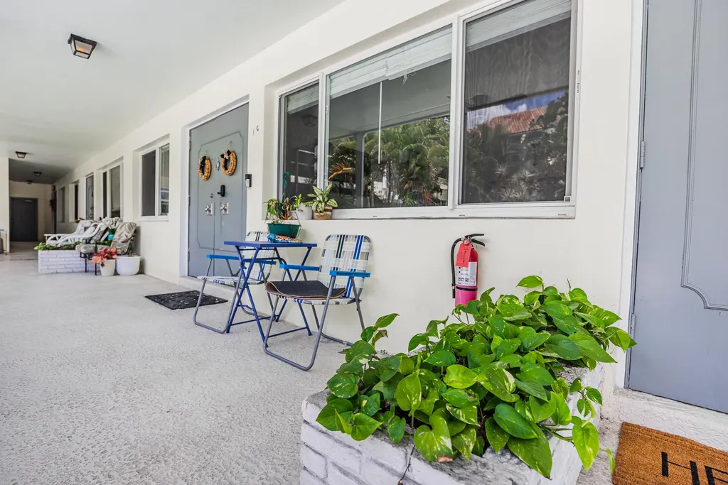 1308 Bayview Drive Fort Lauderdale FL 33304