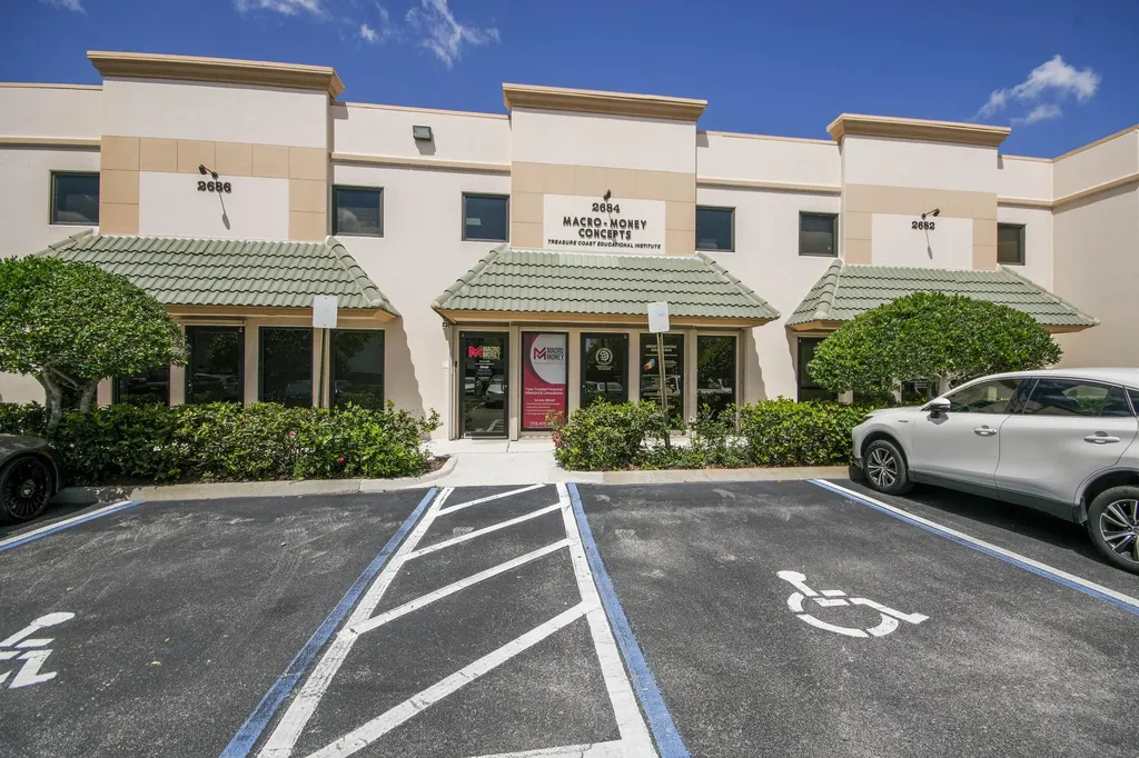 2684 SE Willoughby Boulevard Stuart FL
