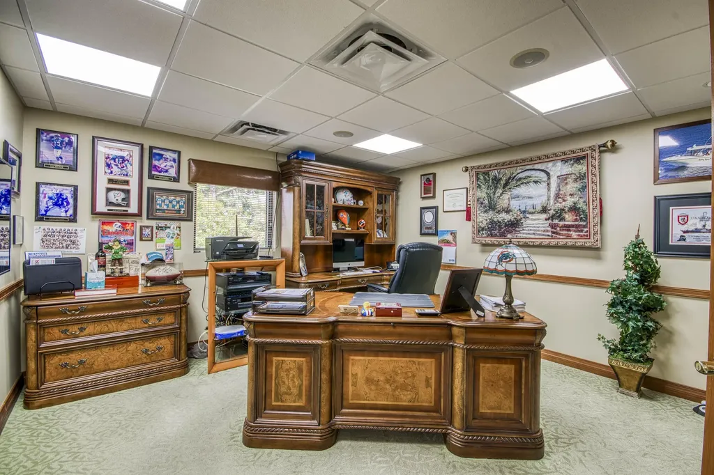 2684 SE Willoughby Boulevard Stuart FL