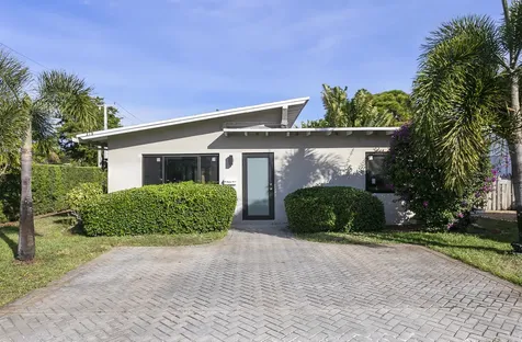 601 NE 33rd Street Oakland Park FL 33334