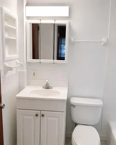 601 NE 33rd Street Oakland Park FL 33334