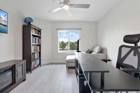1483 SW 161st Avenue Pembroke Pines FL 33027
