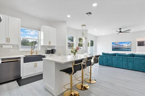 1483 SW 161st Avenue Pembroke Pines FL 33027