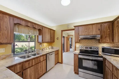 1199 SE Proctor Lane Port St Lucie FL 34983
