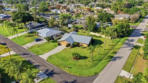 1199 SE Proctor Lane Port St Lucie FL 34983