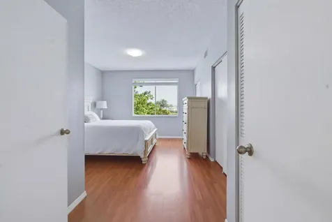 16635 Hemingway Drive Weston FL 33326
