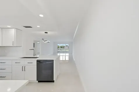 3204 Portofino Point Coconut Creek FL 33066
