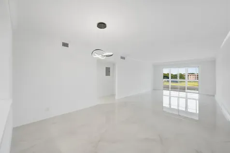 3204 Portofino Point Coconut Creek FL 33066