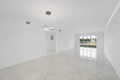 3204 Portofino Point Coconut Creek FL 33066
