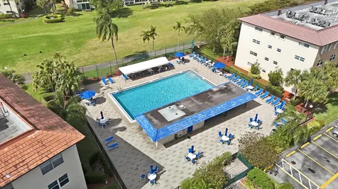 3204 Portofino Point Coconut Creek FL 33066