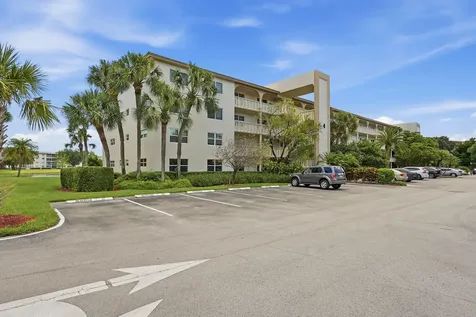 3204 Portofino Point Coconut Creek FL 33066