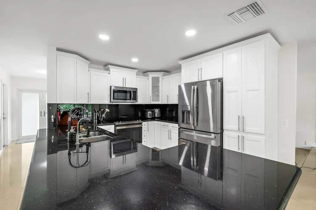5939 NW 79th Way Parkland FL 33067