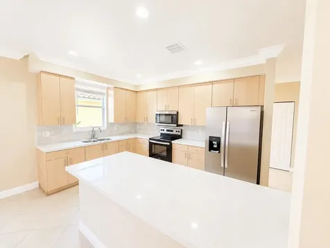740 SW 191st Avenue Pembroke Pines FL 33029