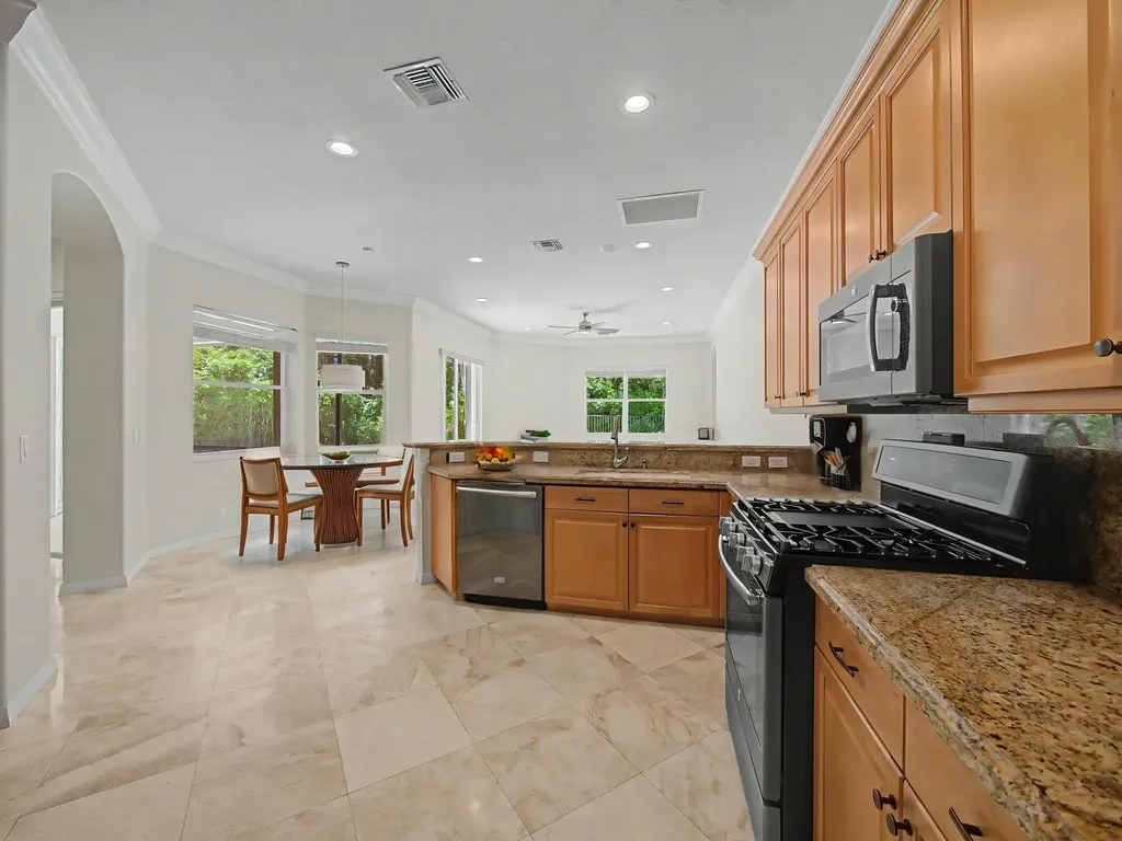 4126 Cedar Creek Ranch Circle Lake Worth FL 33467