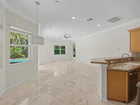 4126 Cedar Creek Ranch Circle Lake Worth FL 33467