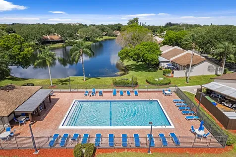 9709 NW 16th Street Pembroke Pines FL 33024