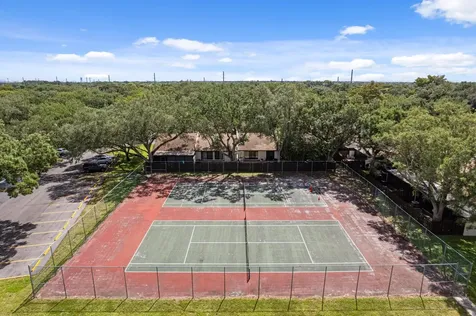 9709 NW 16th Street Pembroke Pines FL 33024