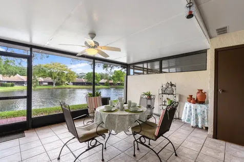 9709 NW 16th Street Pembroke Pines FL 33024