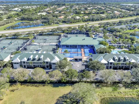 4350 Doubles Alley Drive Vero Beach FL 32967
